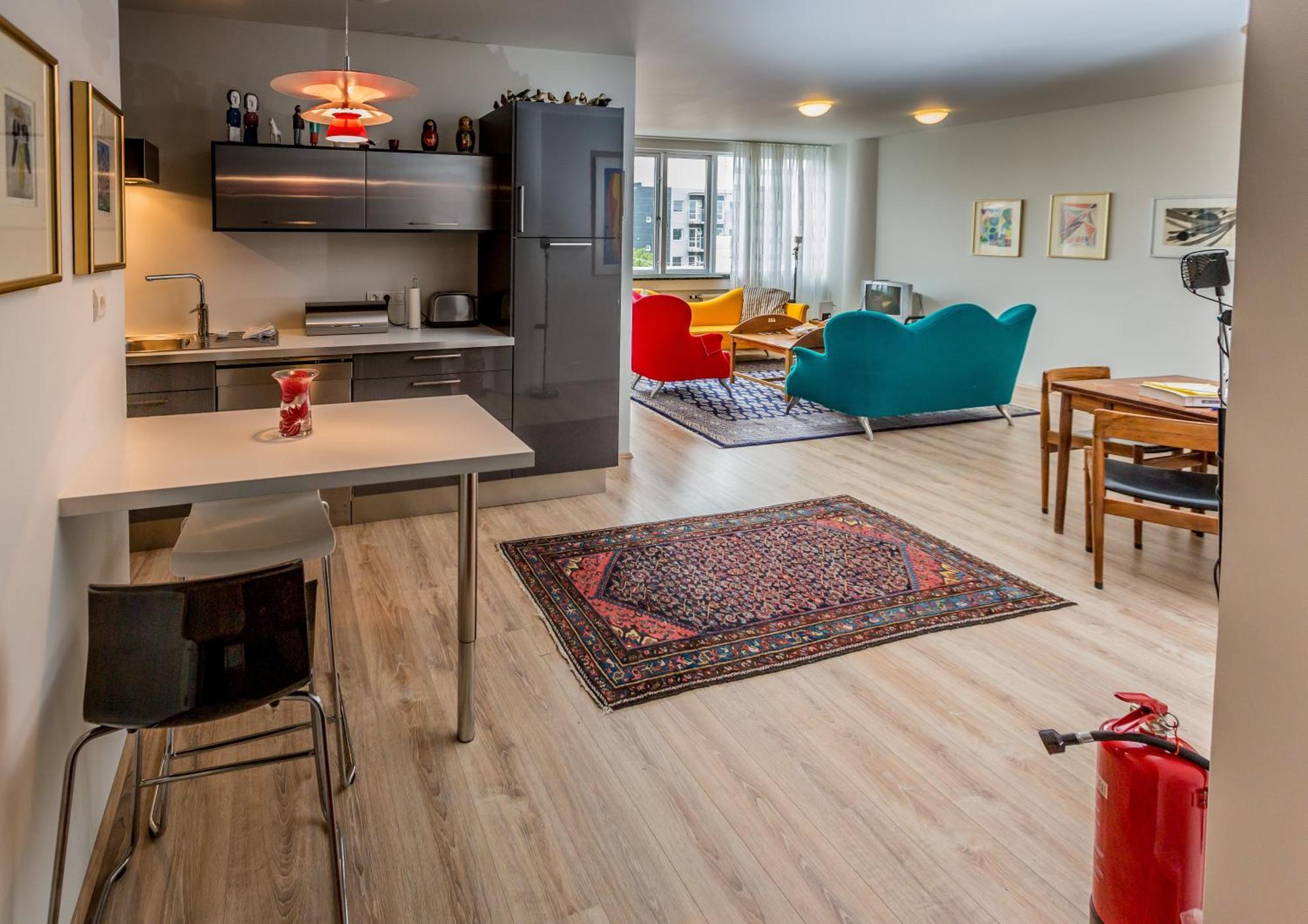 Hverfisgata Apartment Reykjavík Buitenkant foto